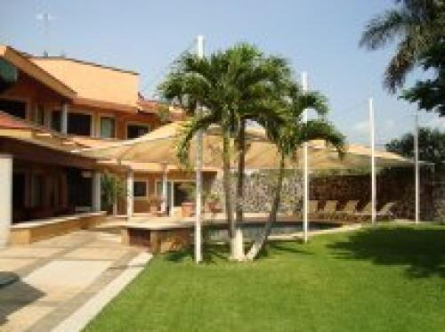 Renta Casa de Fin de Semana Casa con Alberca para 28 personas en Cuernavaca