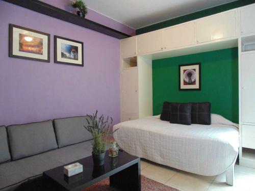 Hermoso estudio amueblado y con servicios en renta por semana sin aval