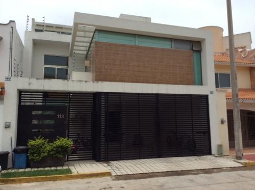 CASA EN RENTA FRACCIONAMIENTO RESIDENCIAL  “EL COUNTRY” CALLE TAMARINDO NO. 113