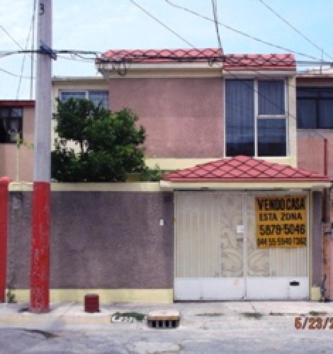 Cuautitlán Izcalli casa 3 rec. y estudio		