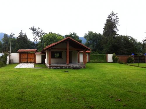 Bonita cabaña en Valle de bravo, Edo. México. 