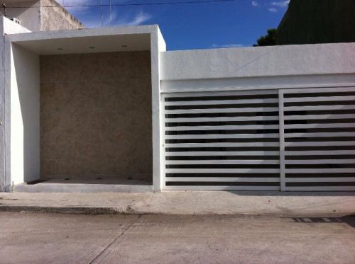 VENDO CASA UNA PLANTA AL SUR COMO NUEVA