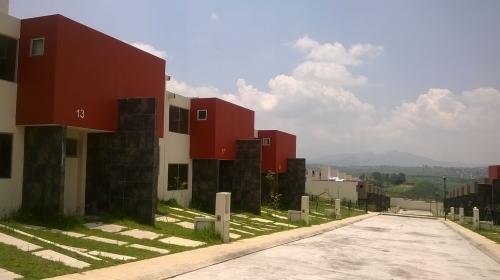 Últimas casas solas (baratas) Lago Residencial