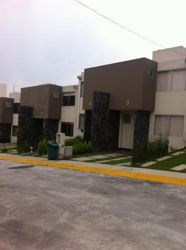 casa con tres habitaciones y hermosas vistas panorámicas