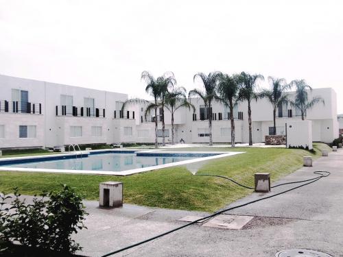 HERMOSA CASA CON ALBERCA EN MORELOS