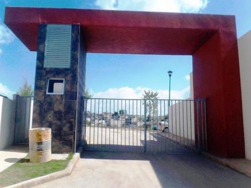 Casas solas residenciales en Lago Residencial