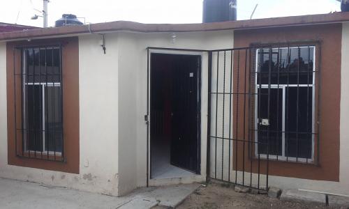 Rento casa por plaza Bella, $2,000.00.