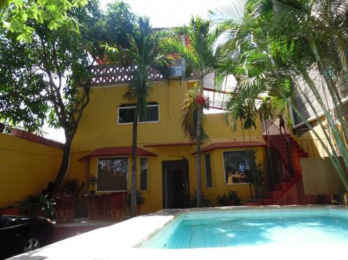 VENDO HERMOSA CASA CON ALBERCA EN PUERTO VALLARTA 
