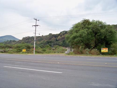 Terrenos comerciales bien ubicados sobre Carretera