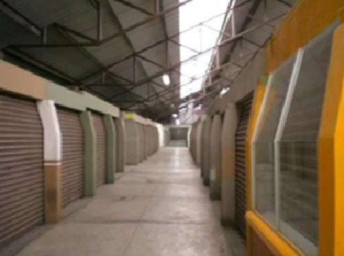 En Venta. Locales en la Central Camionera de Querétaro, Qro.