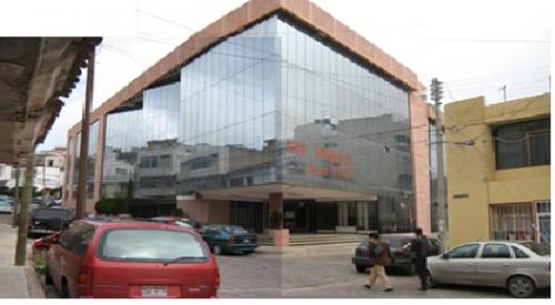 En Venta. Locales en Plaza Cristal en Col. Lomas de Soledad, Zacatecas, Zac.