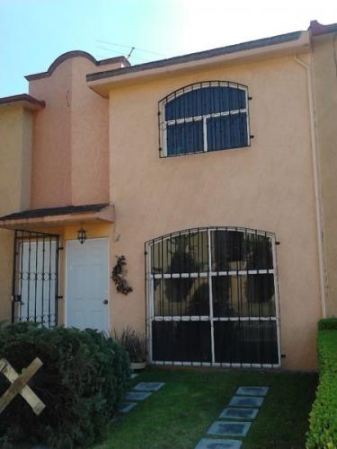 VENDO CASA CERCA DE GALERIAS METEPEC POR PREPA 5