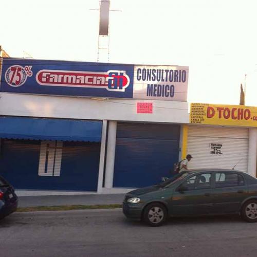  Rento locales al sur sobre avenida principal