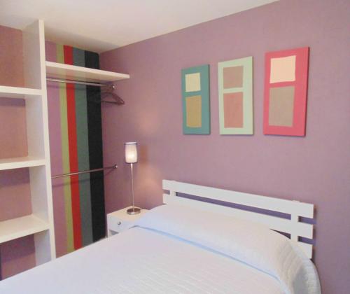 Departamento amueblado con cocina y frigobar. Sin Aval.