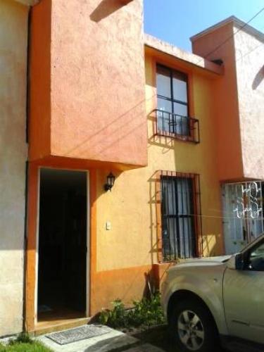 CASA EN VENTA EN TOLUCA (SANTIN)