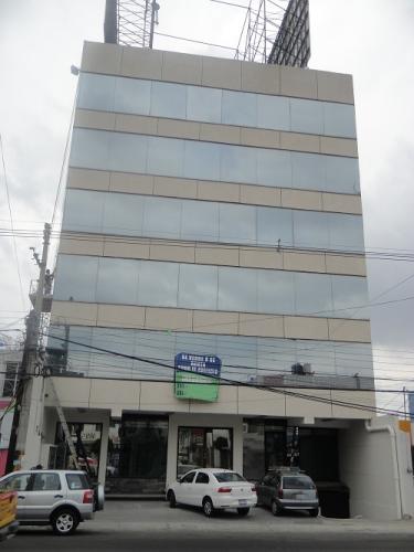 Edificio de 7 niveles en Puebla 