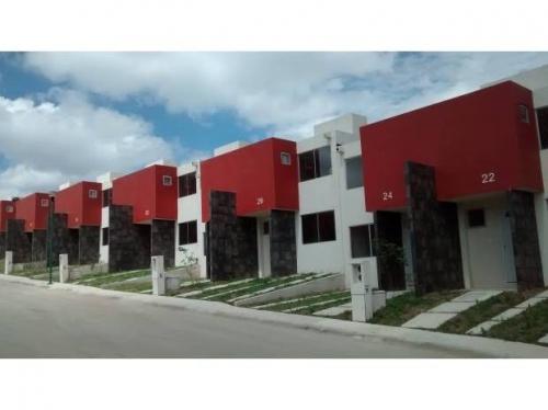Casas Amplias, Nuevas y Excelente Ubicación en El Lago Residencial