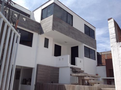 Oportunidad, bonita casa en Calixtlahuaca