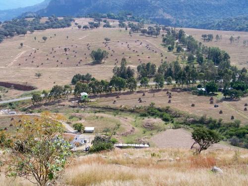 Terreno Barato de 6 has sobre carretera a San Cristobal