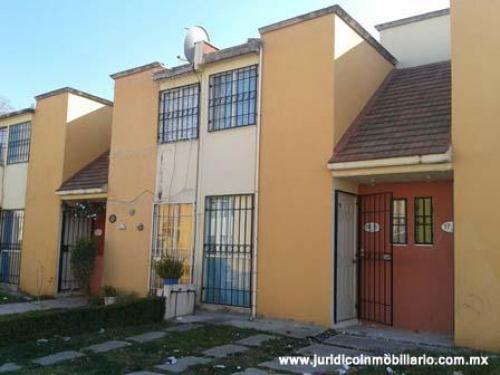 Se vende casa amplia en paseos de chalco