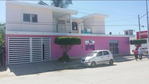 Excelente y amplia casa en la libertad de expresion