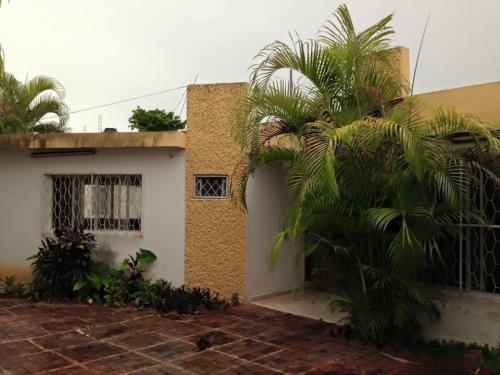 Casa ideal para comercio en la Col. San Nicolás