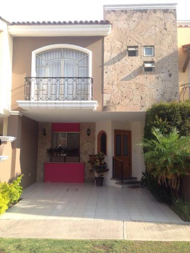 CASA VENTA/ Arcos Guadalupe/ Zapopan