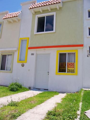 Casa barata Traspaso con Infonavit  Valle de los Molinos