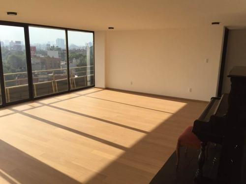 Amplio e Iluminado Depto Totalmente Remodelado para Estrenar