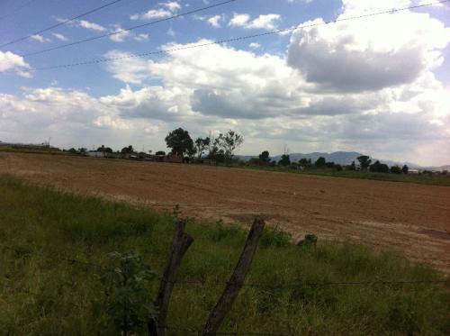 VENDO TERRENO AL NORTE DE 10,000 M2 A 50 METROS DE INDEPENDENCIA