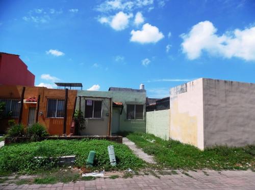 VENDO HERMOSA CASA SENDERO DE LUNA PUERTO VALLARTA