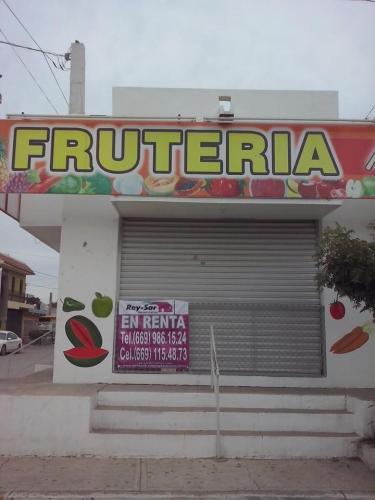 amplio local en la pancho villa