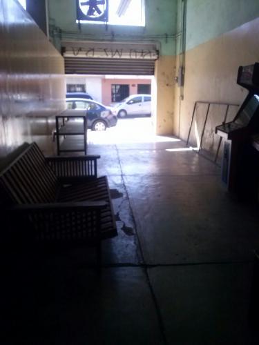 buen local comercial