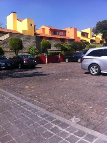 Bonita Casa en Condominio Horizontal en Olivar de los Padres