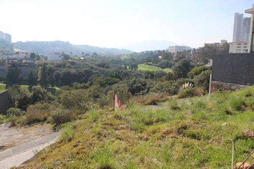 BOSQUE REAL. TERRENO CON DOBLE FRENTE