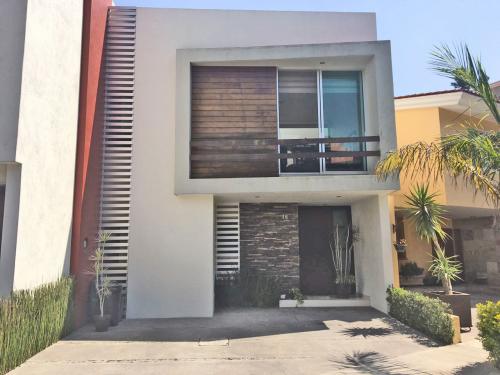 Casa Venta/ Paseos del Sol/ Zapopan