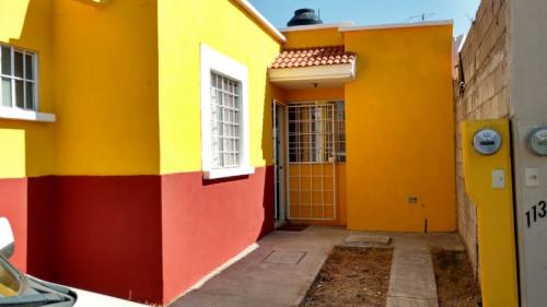 VENDO CASA UNA PLANTA 3 RECAMARAS VISTAS DE ORIENTE