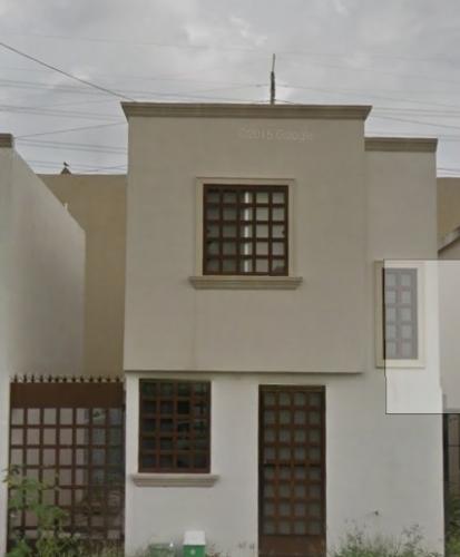 Rento Casa en Treboles Apodaca