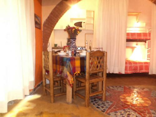 Estancia en guadalupe inn con todos los servicios incluidos.