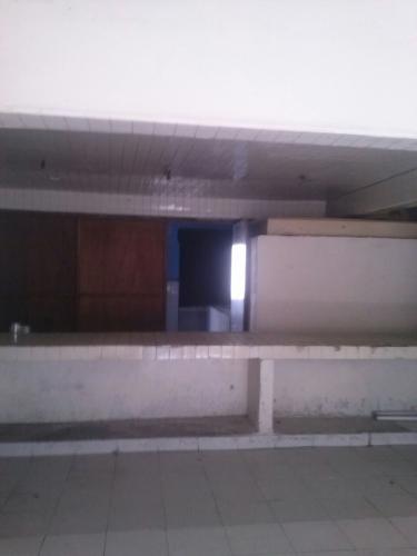 En Renta Amplio local en el centro