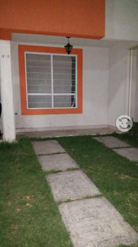 Amplia Casa Villas de Chalco