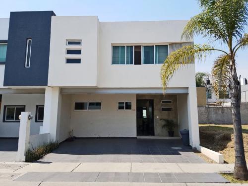 Casa Venta/ Paseos del Sol/ Zapopan