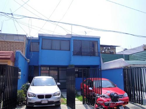 Casa en Renta, Valle de los Pinos, Tlalnepantla, Edo. Mex.