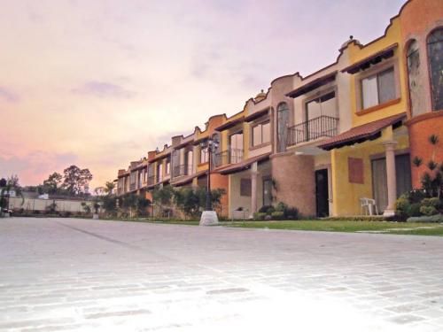 ESTRENE HERMOSA CASA EN CONDOMINIO