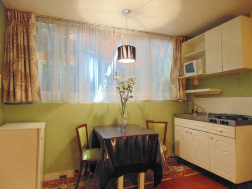 VIENES POR TRABAJO??, HOSPEDATE CON NOSOTROS SUITES TODO INCLUIDO, FACTURAMOS!!						