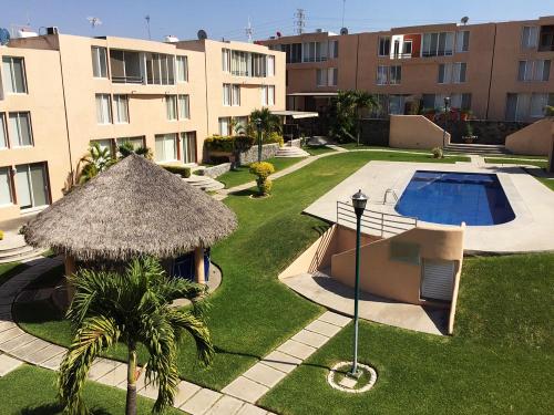 Preciosa casa ubicada en un exclusivo y privado condominio residencial en Xochitepec Morelos.