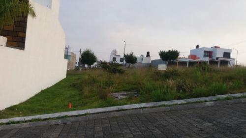 Terreno residencial de 200 mts., al Sur