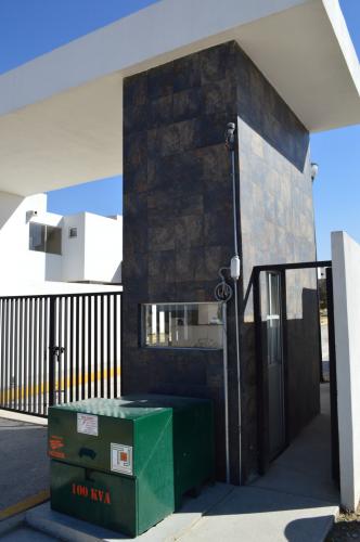 Casa en exclusivo fraccionamiento El Lago Residencial