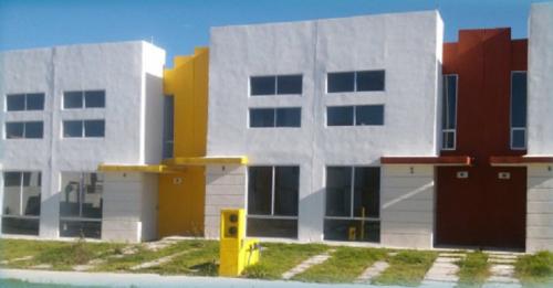 CASAS NUEVAS EN HUEHUETOCA