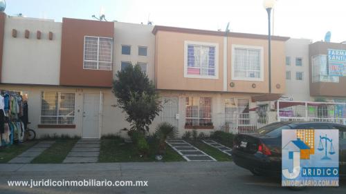 SE RENTA EXCELENTE CASA EN HEROES, CHALCO